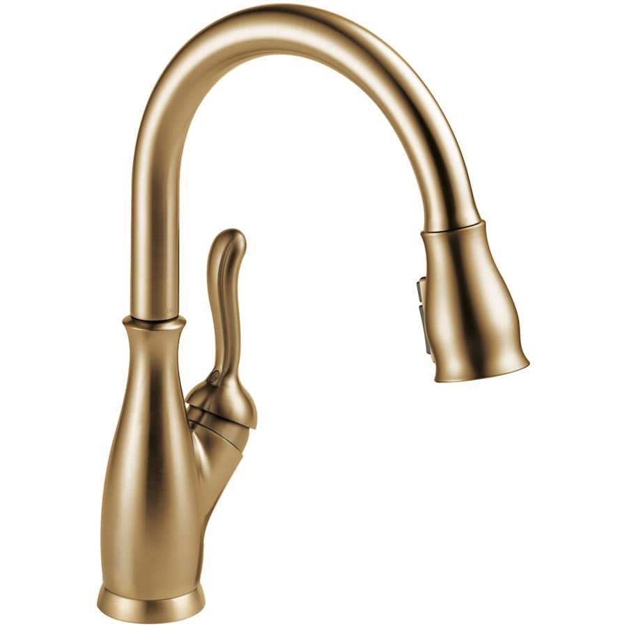 Delta Leland Pull-Down Kitchen Faucet with Magnetic Docking Spray Head and ShieldSpray - Includes Lifetime Warranty