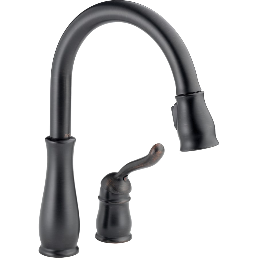 Delta Leland Pull-Down Kitchen Faucet with Magnetic Docking Spray Head - Includes Lifetime Warranty